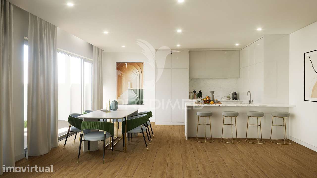 Moradia T4 Geminada com Piscina - Grande imagem: 4/31