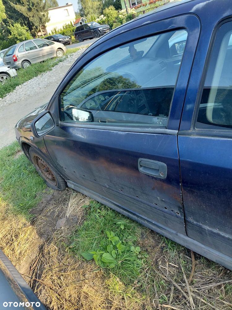 części OPEL ASTRA G II 3drzwi hatchback DRZWI PRZÓD prawe lewe Z282
