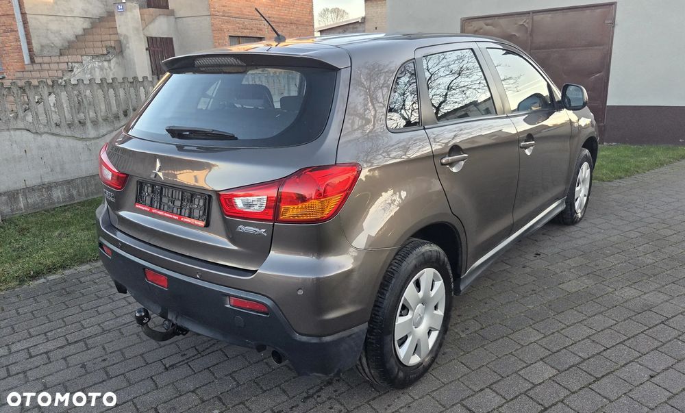 Mitsubishi ASX 1.8 DI-D 2WD Inform - 34