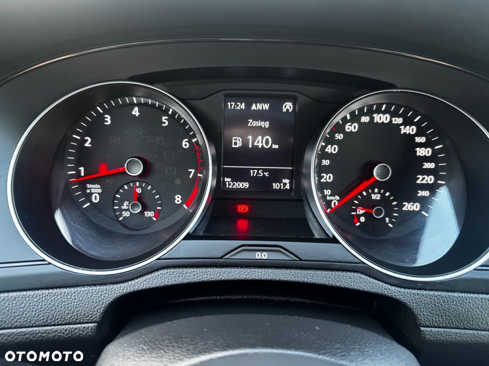Volkswagen Passat 1.4 TSI BMT Trendline - 14