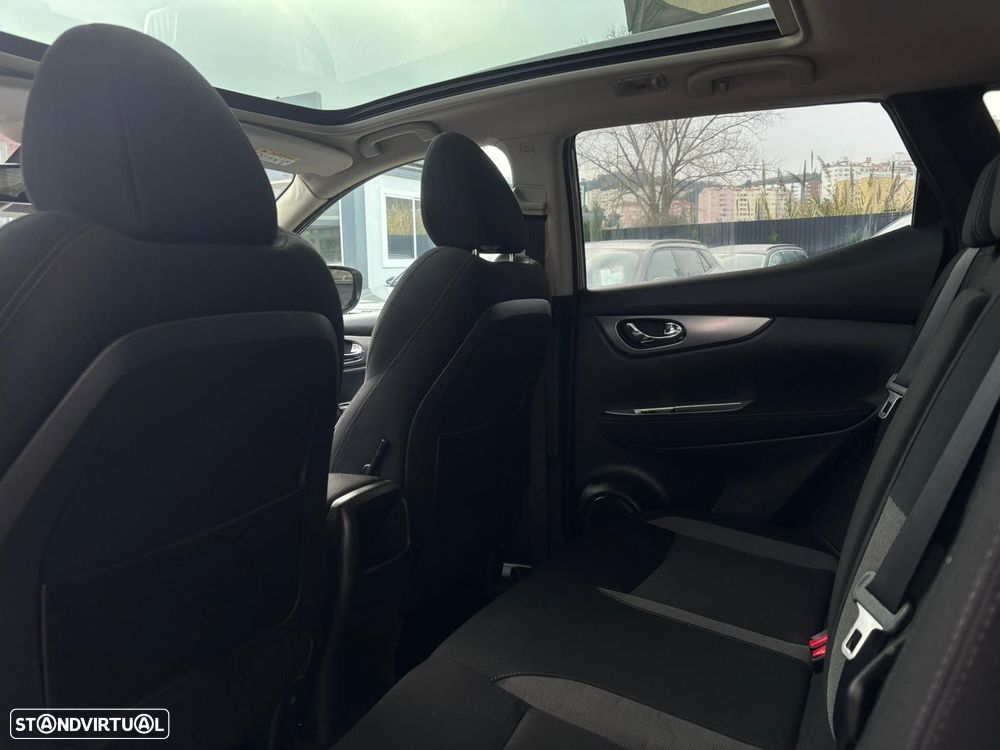 Nissan Qashqai 1.5 dCi N-Connecta - 30