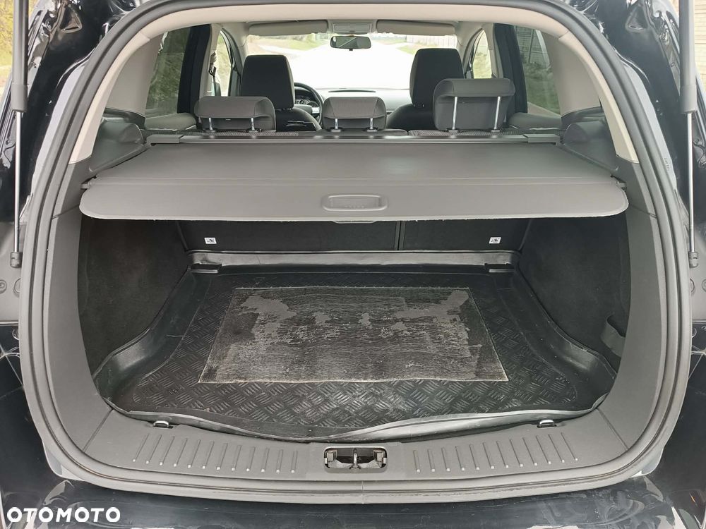 Ford Kuga 2.0 TDCi 2x4 Champions Edition - 8