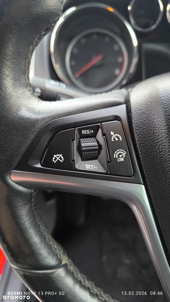 Opel Astra 1.4 Turbo 150 Jahre - 24