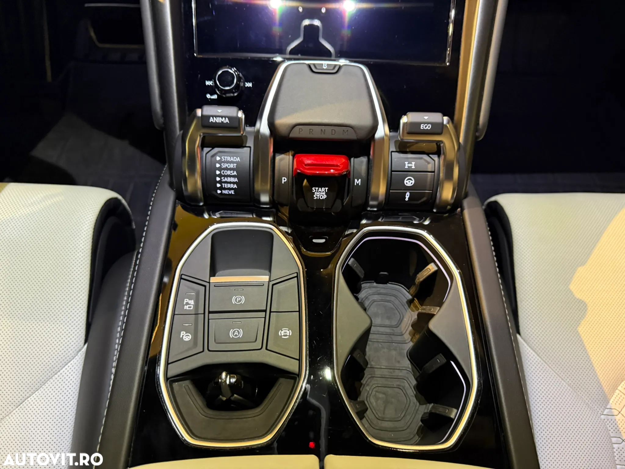 Lamborghini URUS - 18