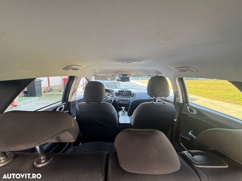 Kia Ceed - 21