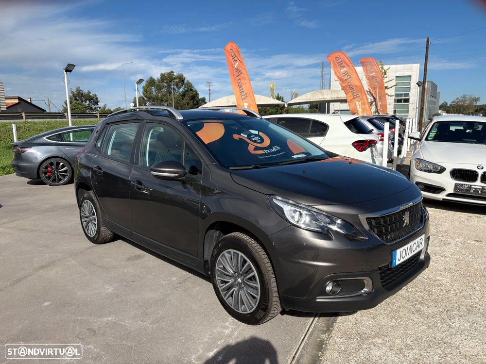 Peugeot 2008 1.2 PureTech Allure - 4