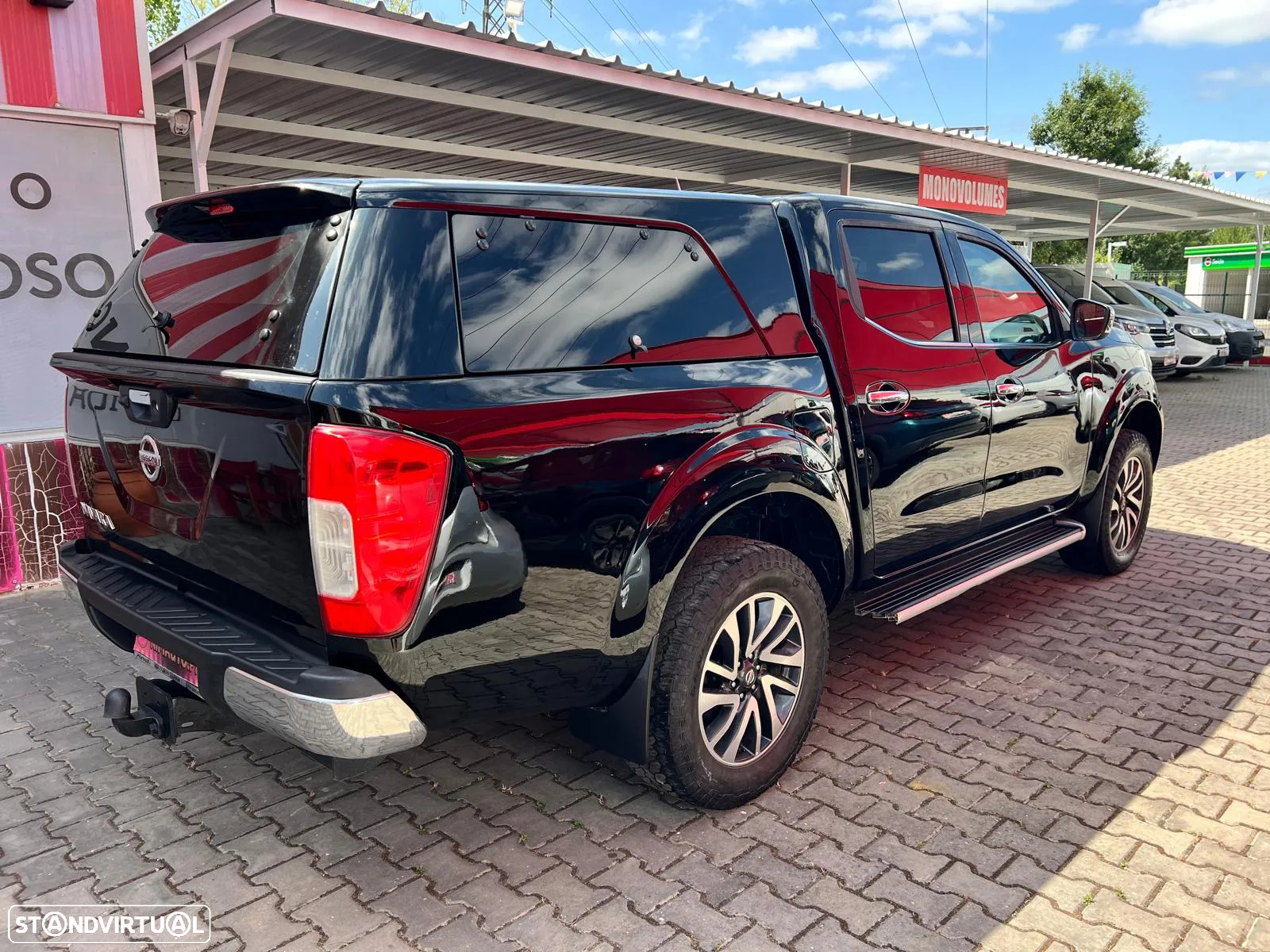 Nissan Navara 2.3 dCi CD 4WD Tekna - 11