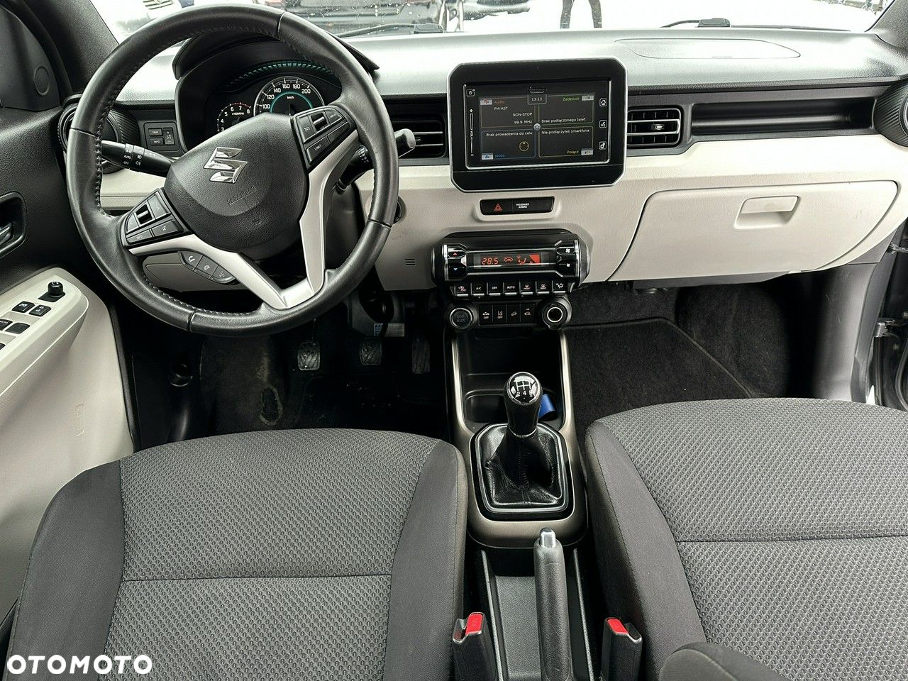 Suzuki Ignis - 8