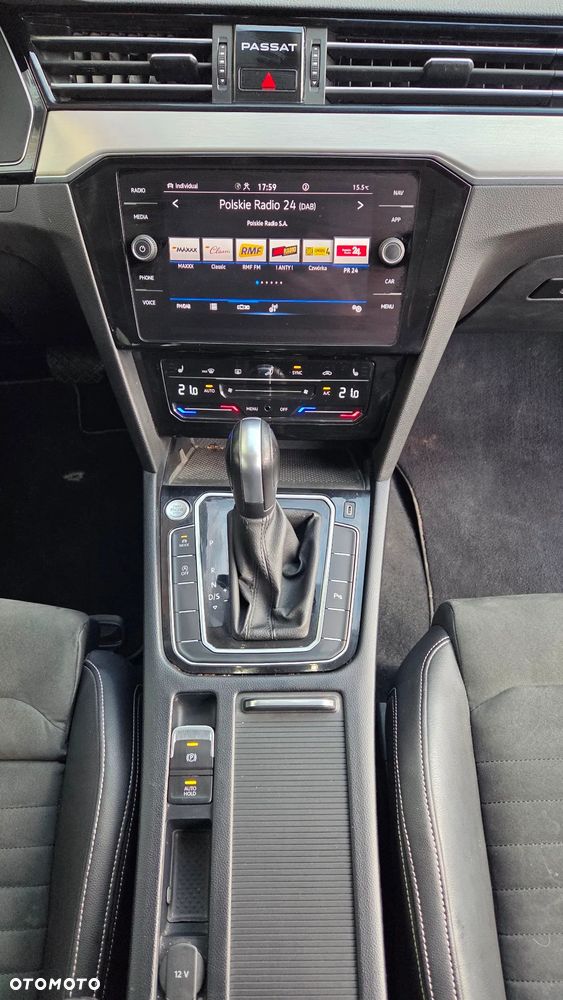 Volkswagen Passat 1.5 TSI EVO Elegance DSG - 18