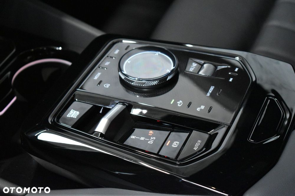 BMW Seria 5 - 23