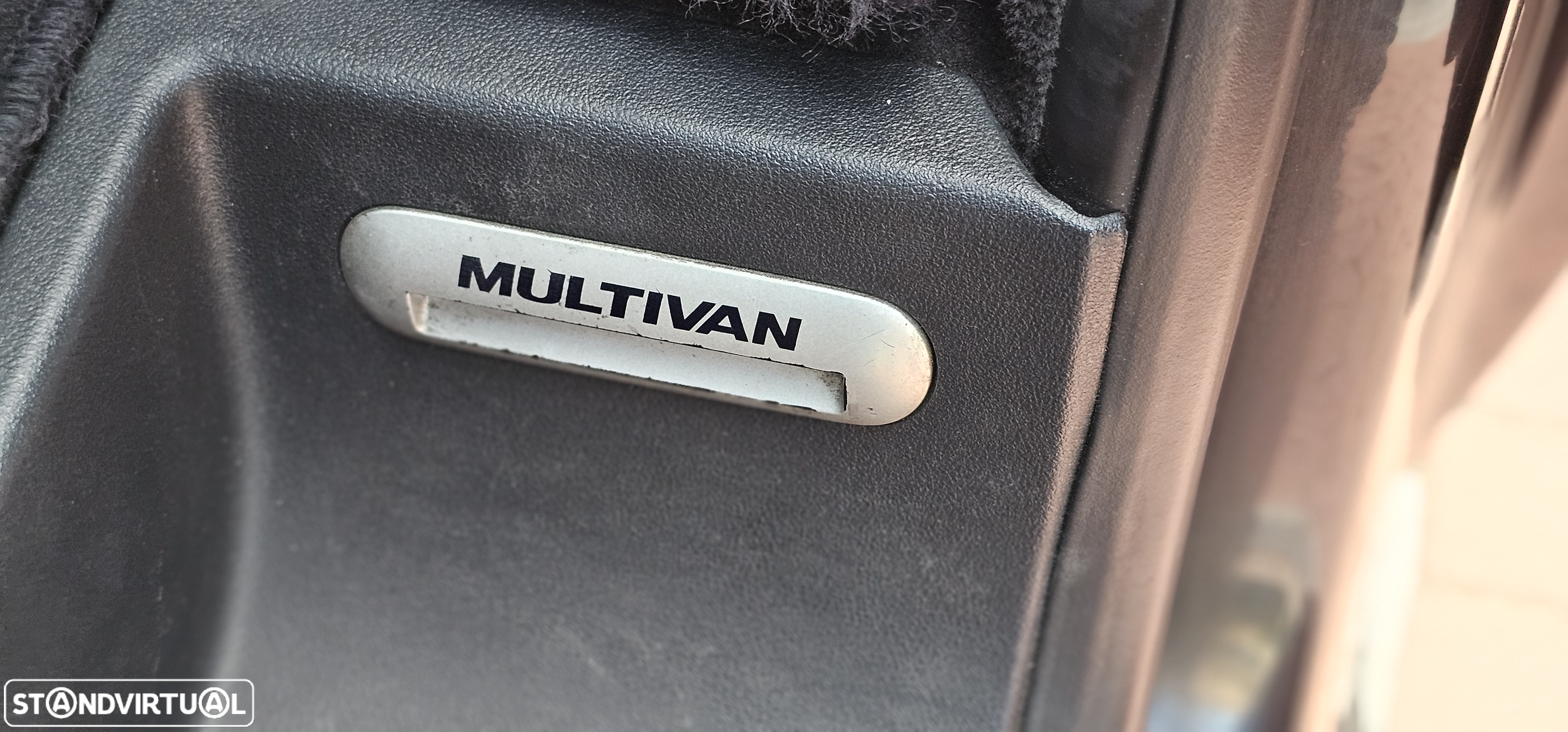 VW Multivan 2.0 TDi BM Longa Comfortline DSG - 34