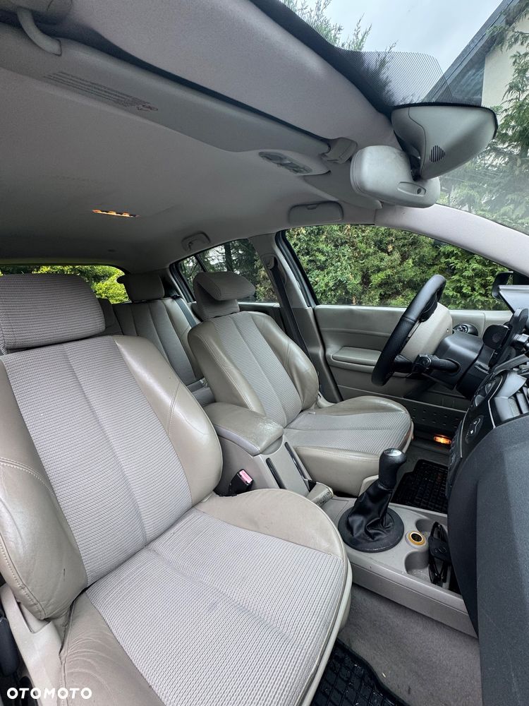 Renault Megane 1.6 Authentique - 11