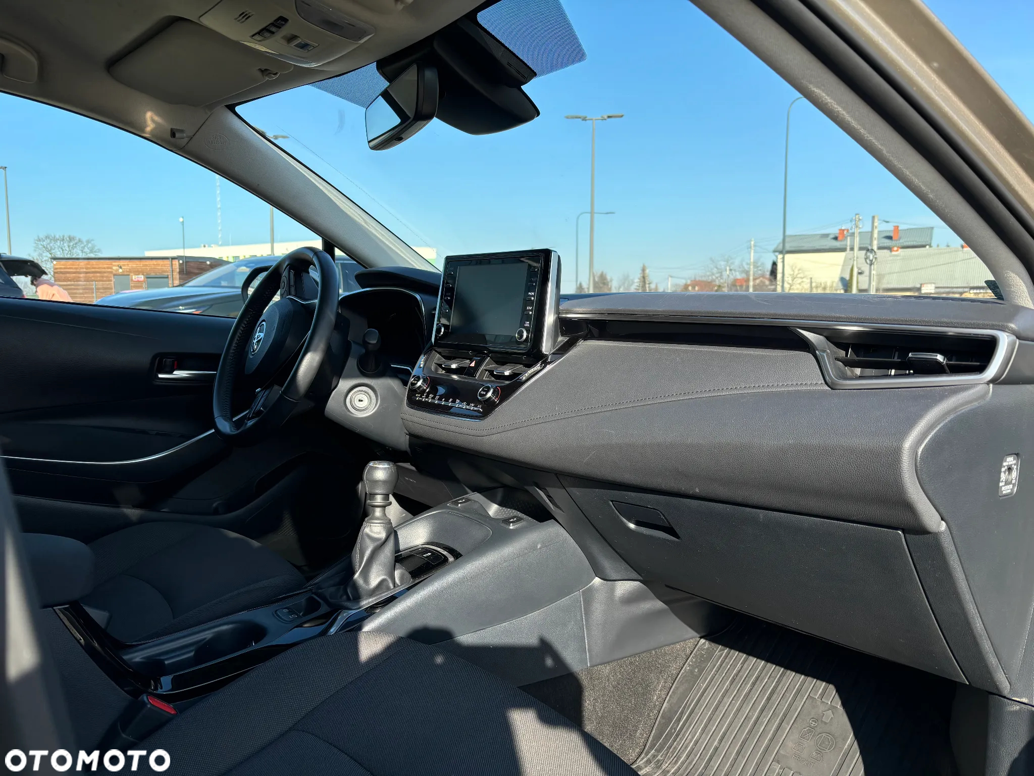 Toyota Corolla 1.6 Comfort - 12