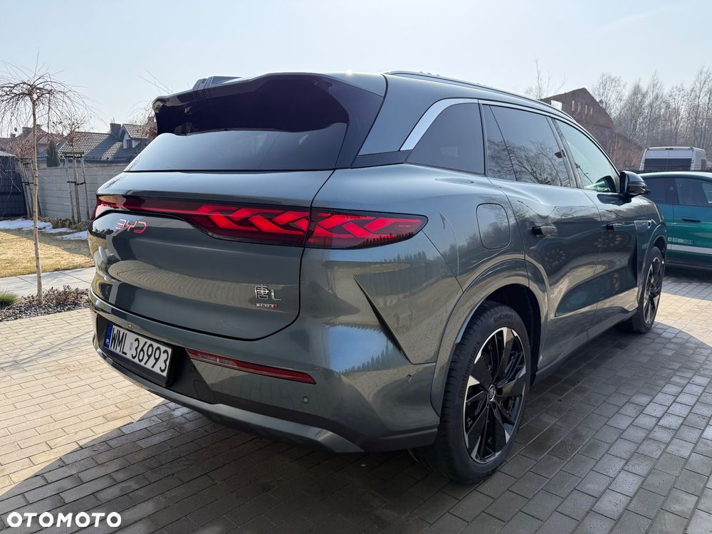 BYD Tang L - 9