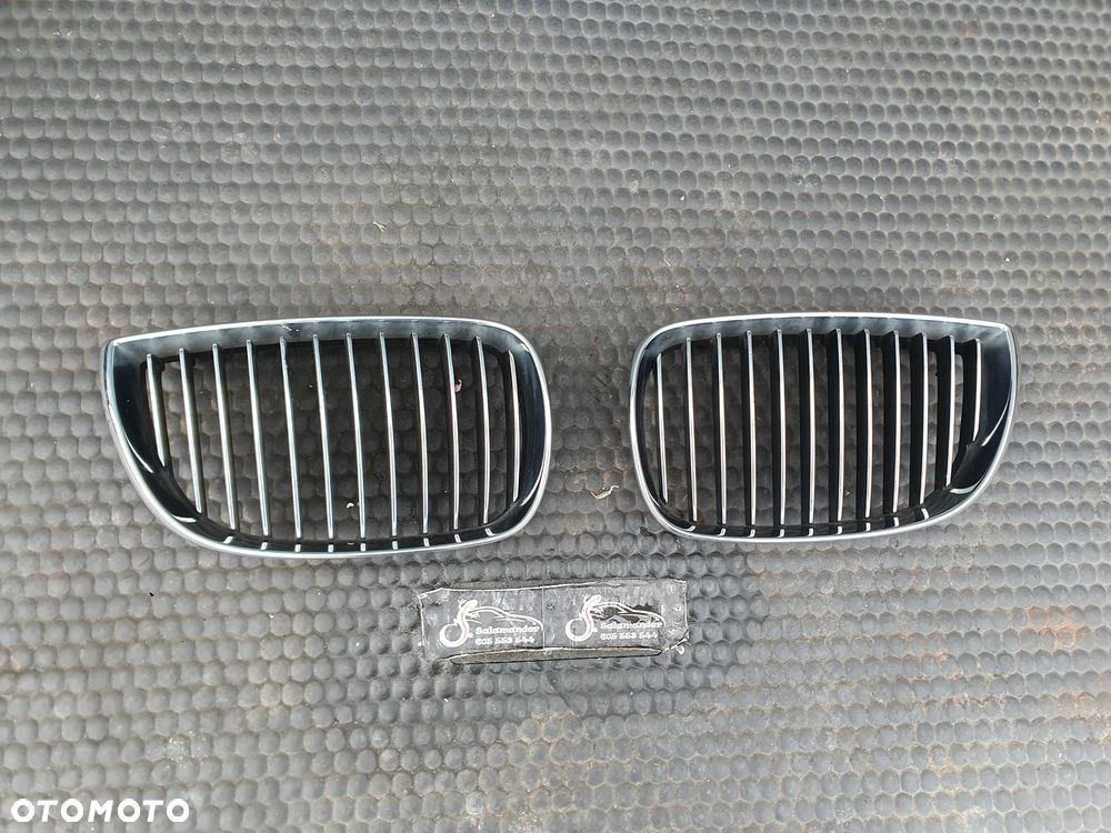 Kratka 7128613 7128614 7906809 Atrapa Nerki Nerka Gril Atrapka Zderzaka Przód M-Pakiet BMW 1 E81 E87 LCI Lift - 2
