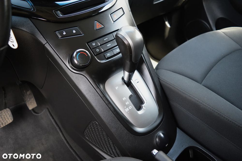 Chevrolet Orlando 2.0 D LTZ - 22