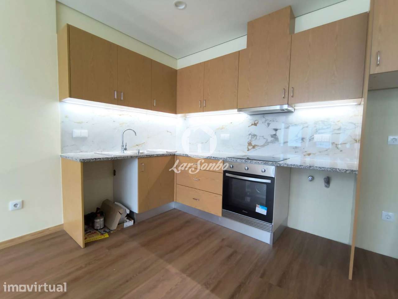 Excelente Apartamento T2 Como Novo na Póvoa de Varzim - Grande imagem: 3/18