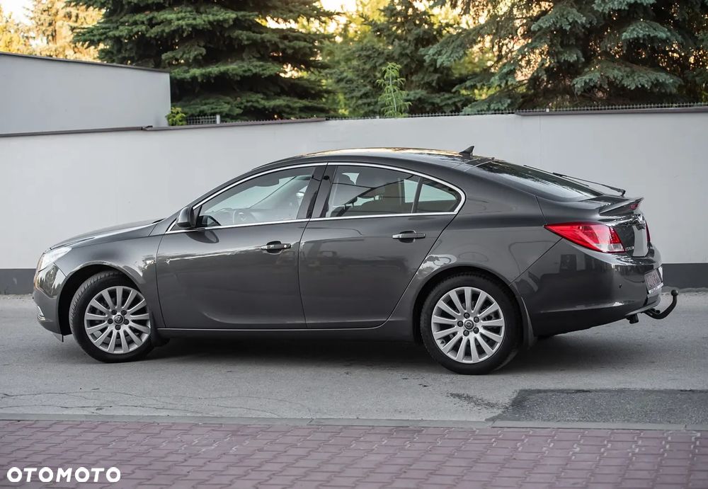 Opel Insignia - 10
