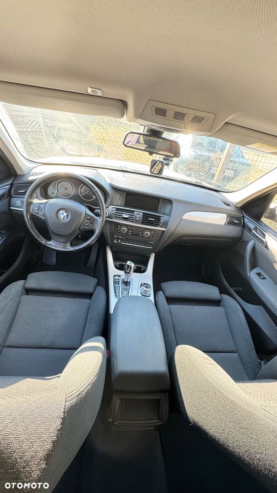 BMW X3 xDrive20d - 19