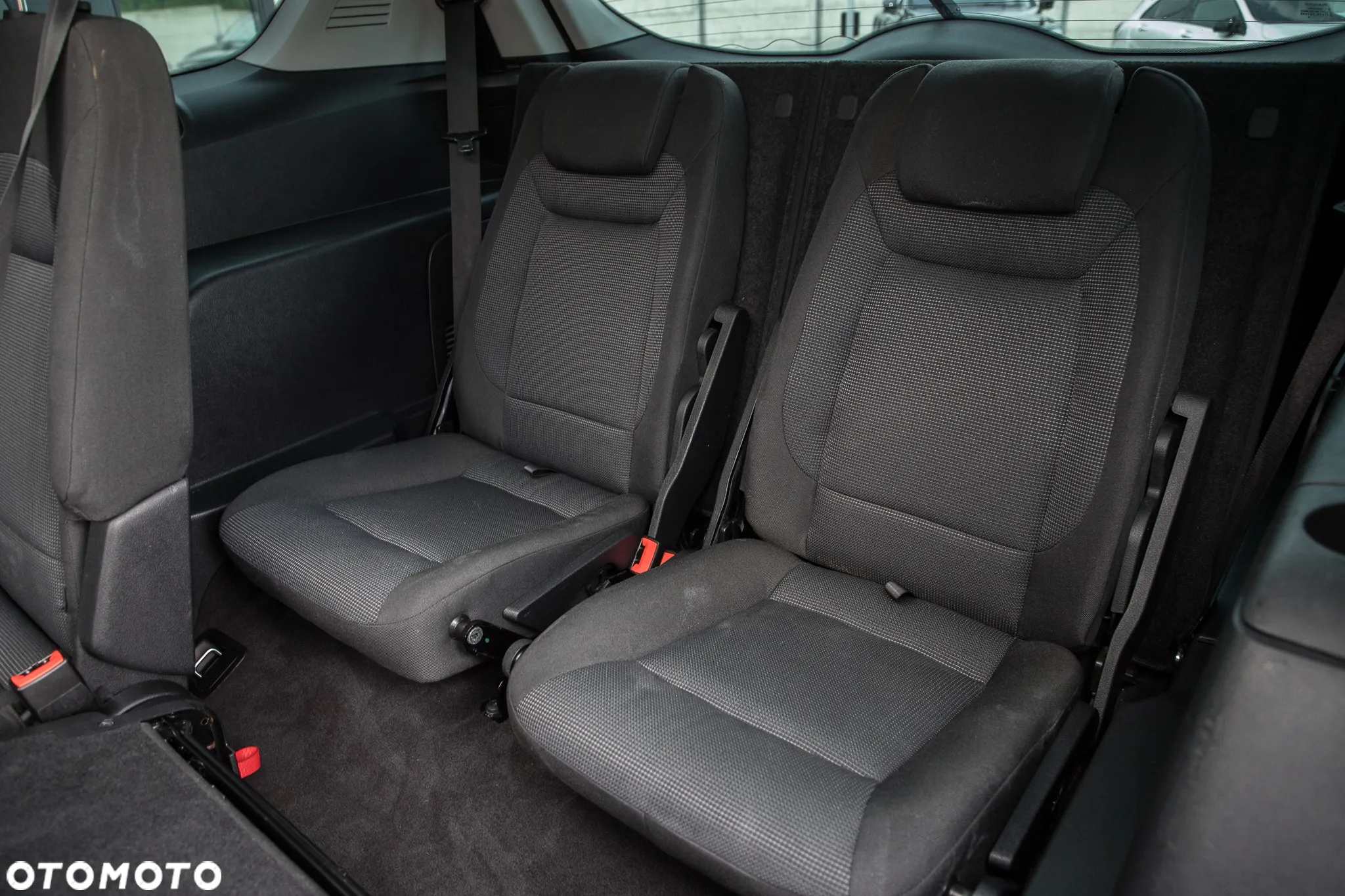 Ford S-Max - 30