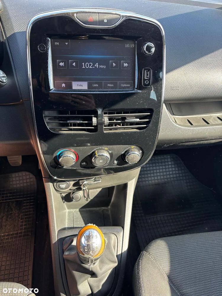 Renault Clio 1.5 dCi Alize - 9