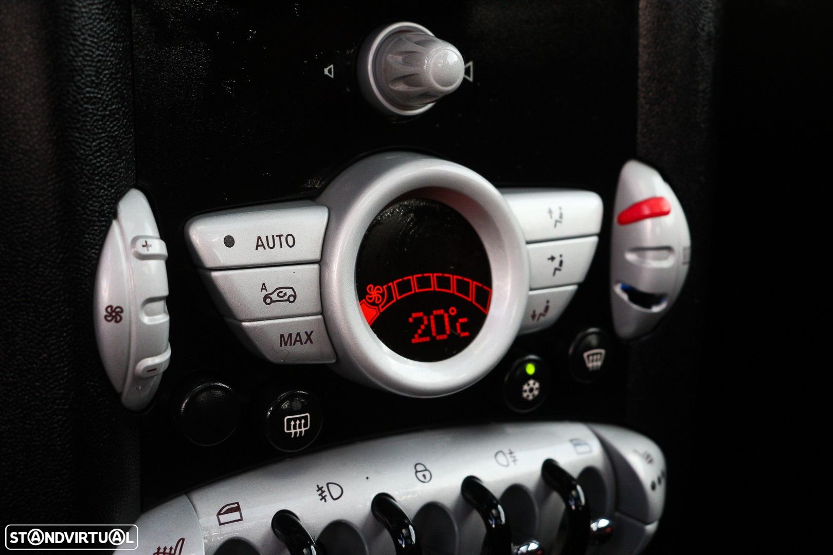 MINI 3 Portas John Cooper Works - 22