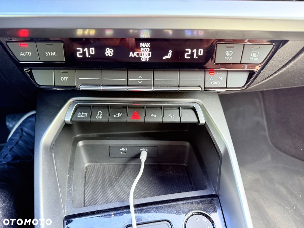 Audi A3 Sportback 1.4 TFSI e-tron Ambition - 25
