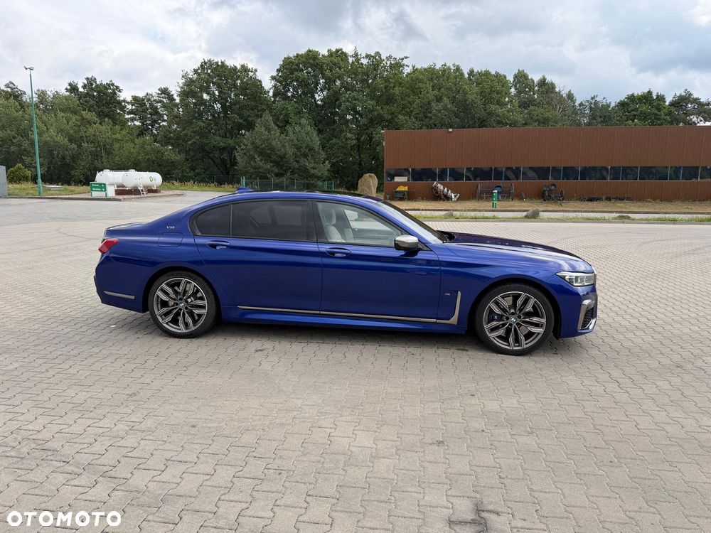BMW Seria 7 M760Li xDrive - 10