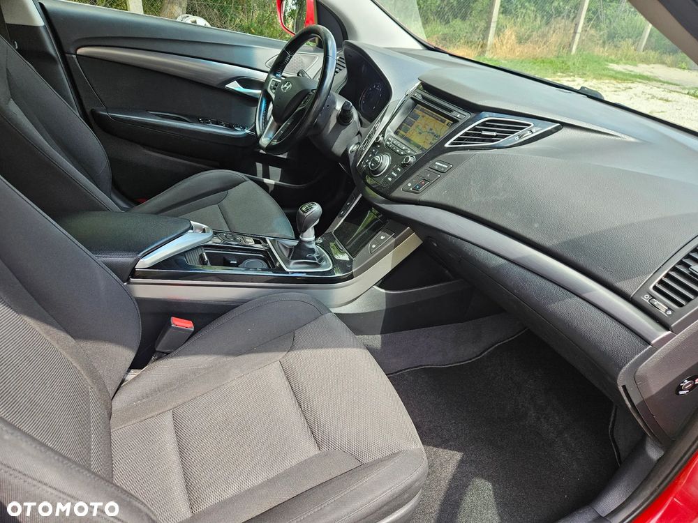 Hyundai i40 i40cw 1.6 Fifa World Cup Edition - 13