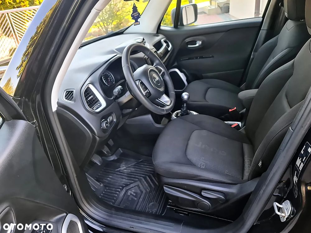 Jeep Renegade 1.6 E-TorQ Sport FWD - 6