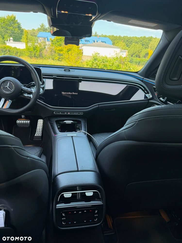Mercedes-Benz Klasa E 220 d mHEV 4-Matic AMG 9G-Tronic - 5