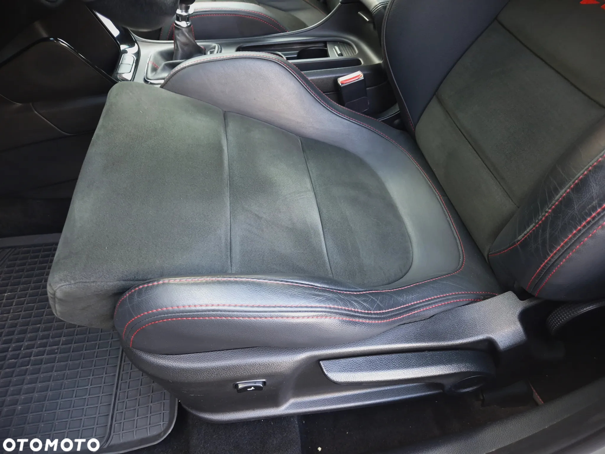 Kia Ceed 1.6 T-GDI GT-Track - 15