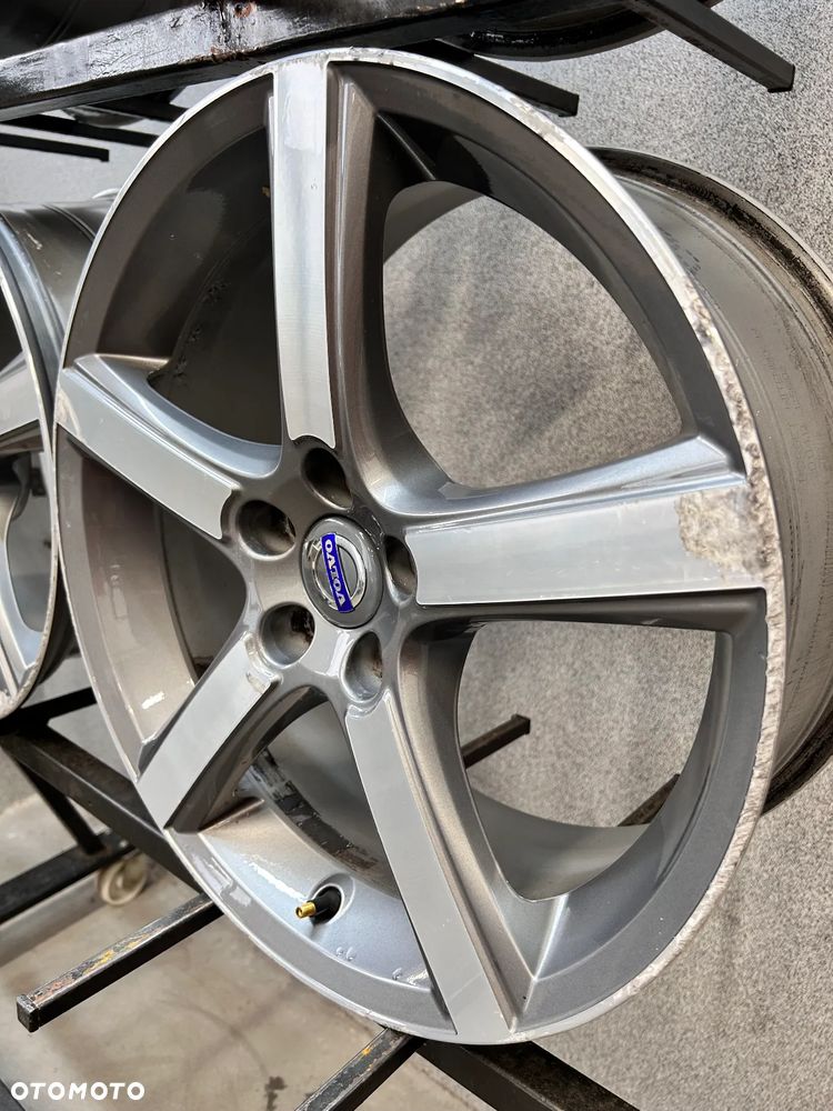 4 FELGI ALU. VOLVO C70, V70, S60, V60, S80, V40  18'' 8J ET45 - 13