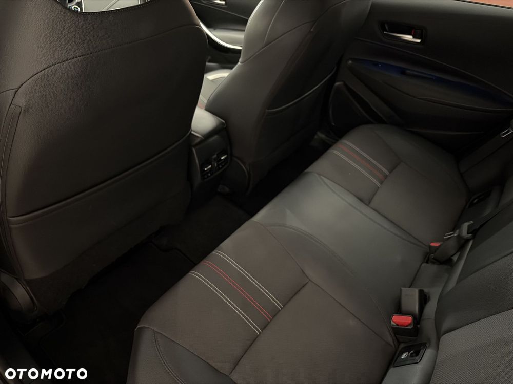 Toyota Corolla 2.0 Hybrid GR Sport - 11
