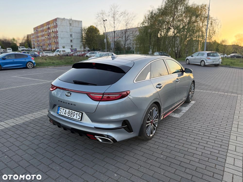 Kia ProCeed - 6