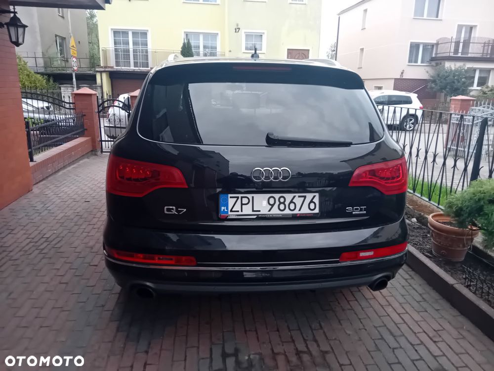 Audi Q7 55 TFSI quattro tiptronic - 9