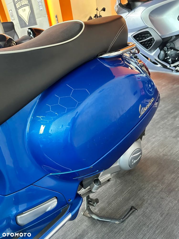 Vespa GTS - 20