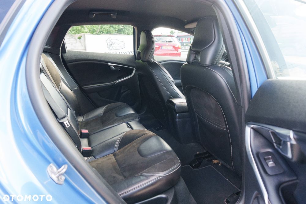 Volvo V40 D2 RDesign - 25