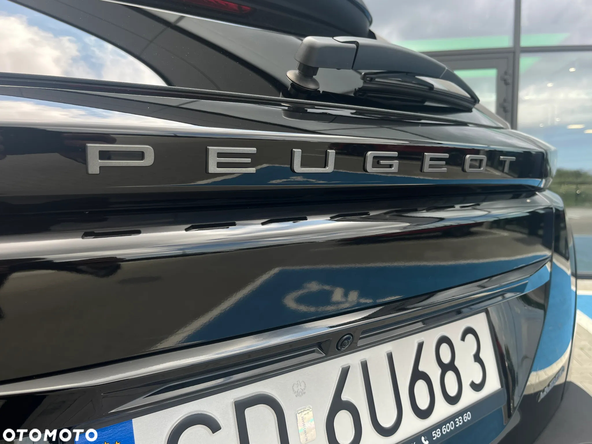 Peugeot 2008 PureTech mHEV GT e-DCS6 - 17