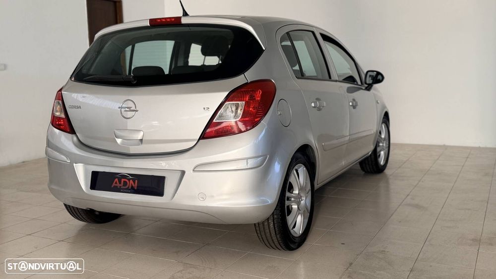 Opel Corsa 1.2 Enjoy - 4
