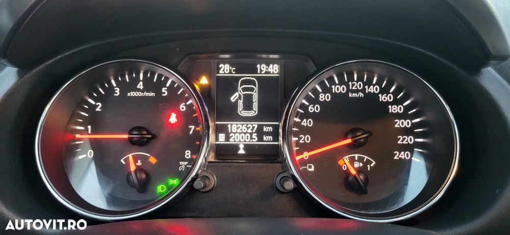 Nissan Qashqai 1.6 Acenta - 34
