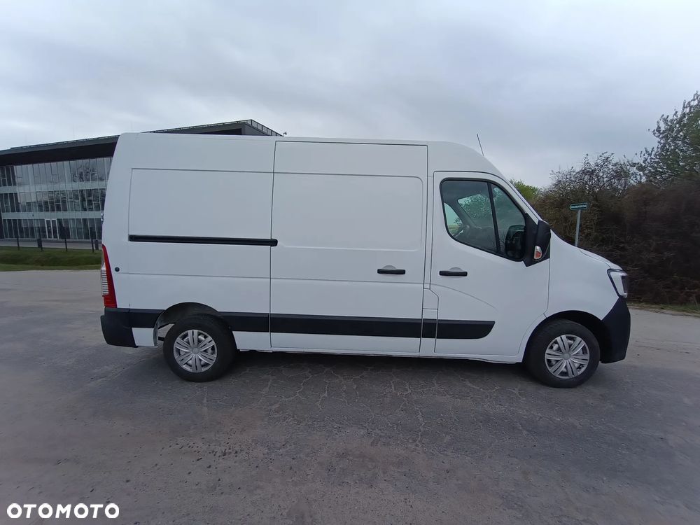 Renault Master - 10