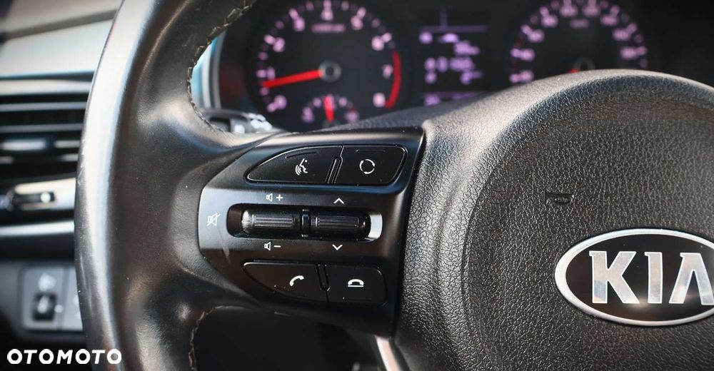 Kia Rio - 20
