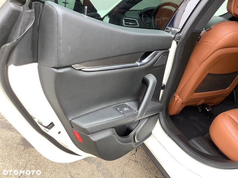 Maserati Ghibli Automatik - 17