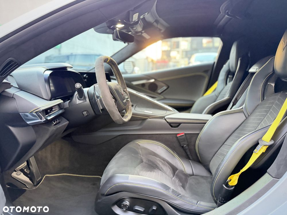 Chevrolet Corvette Stingray 3LT 6.2 V8 Automatik - 17