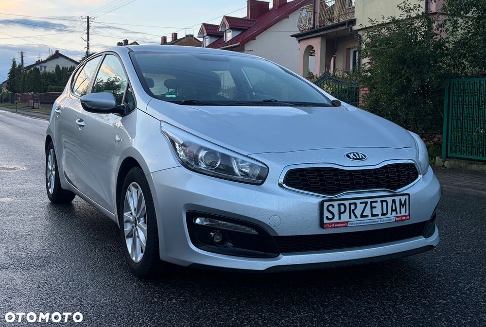 Kia Ceed 1.4 CVVT ISG Vision - 3