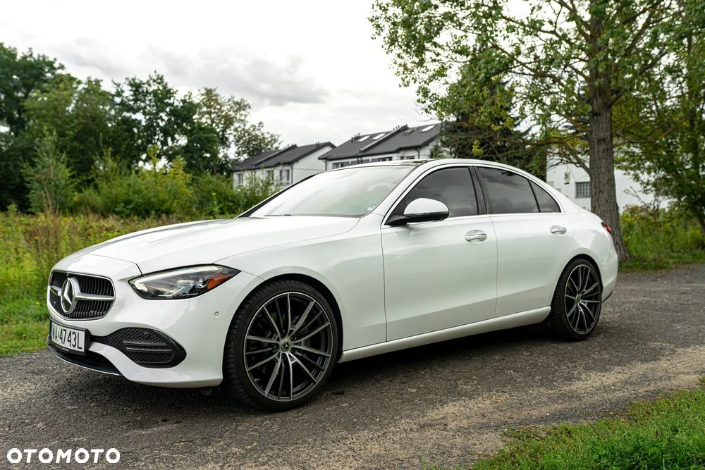 2022 Mercedes-Benz Klasa C 300 9G-TRONIC Avantgarde Advanced, photograph 2