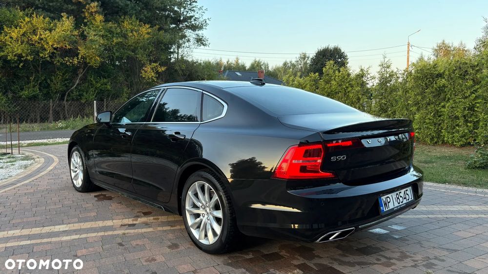 Volvo S90 D4 Momentum - 2