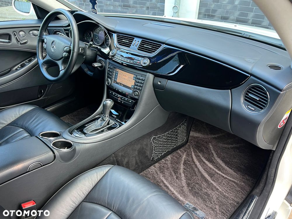 Mercedes-Benz CLS 500 7G-TRONIC - 16