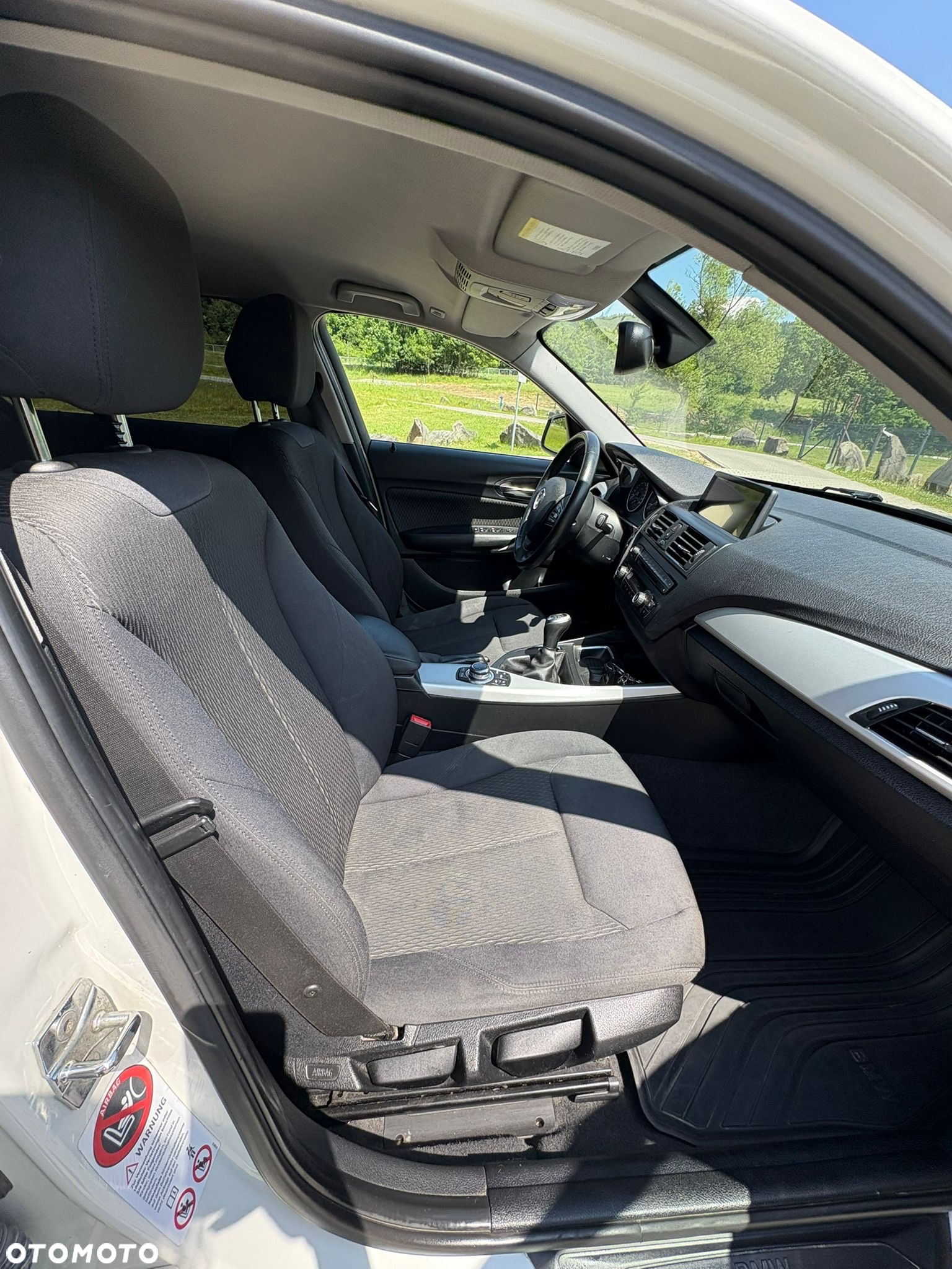 BMW Seria 1 118d DPF - 13